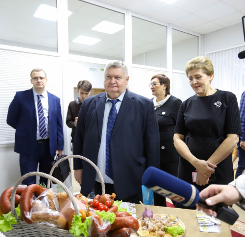 Смотр-конкурс мясной продукции в Оренбуржье определил победителей в одиннадцати номинациях