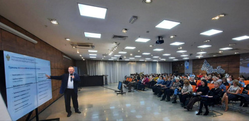 В Оренбуржье обсудили вопросы профилактики социального сиротства