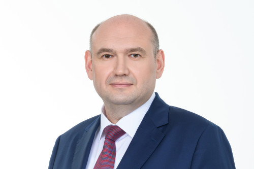 Губернатор Евгений Солнцев поздравил работников  налоговых органов с профессиональным праздником