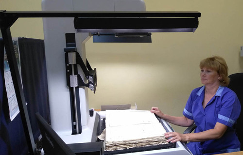 Новая техника в Государственном архиве Оренбургской области обеспечит качественное и безопасное сканирование архивных документов