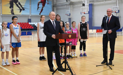 Губернатор Евгений Солнцев и Председатель Правления ПАО «Газпром» Алексей Миллер презентовали  Президенту Владимиру Путину Академию настольного тенниса   