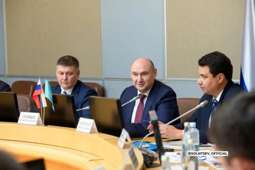 В Оренбуржье работают заместитель министра природных ресурсов и экологии РФ Дмитрий Тетенькин и вице-министр экологии и природных ресурсов Республики Казахстан Мансур Ошурбаев 