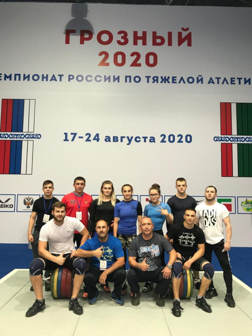 Оренбургские тяжелоатлеты выступят на чемпионате России