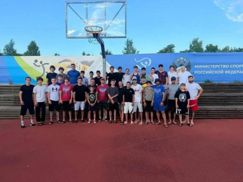 Модульный спортивный зал в Ташле стал базой подготовки боксеров к чемпионату России