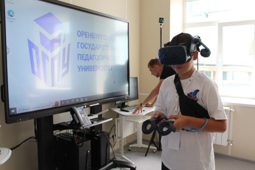 Во второй «Университетской смене» в Оренбуржье отдохнут еще 55 школьников из Донбасса